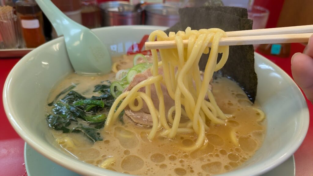 山岡家醤油ラーメン　極太麺